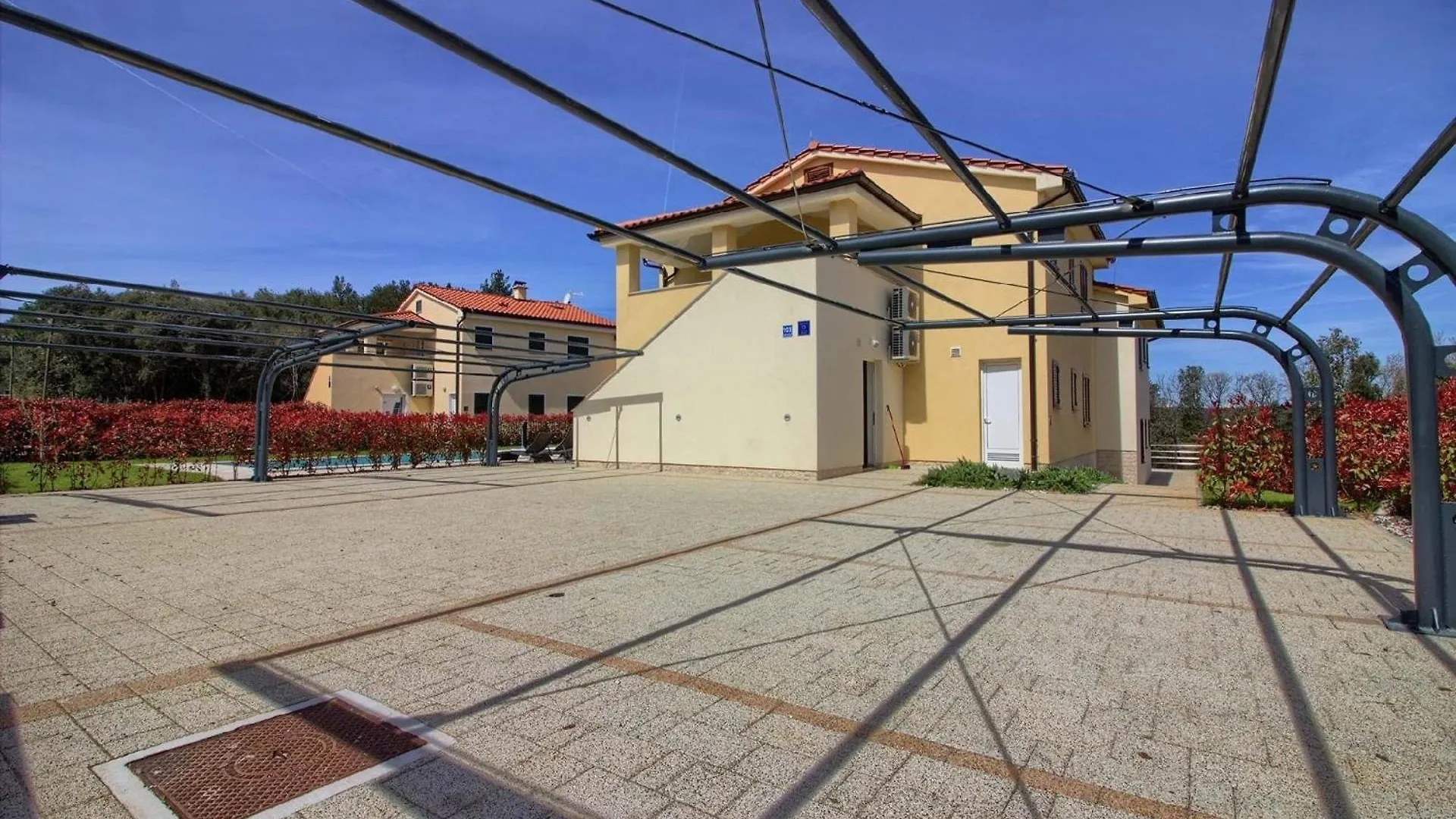 Ferienhaus Mit Privatpool Fuer 20 Personen Ca 400 Qm In Banjole, Istrien Istrische Riviera 0*, Banjole